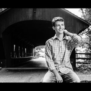 Meet your Posher, Zachary